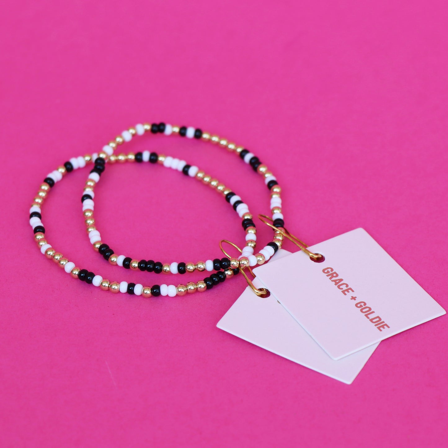 color pop bracelet {black & white}